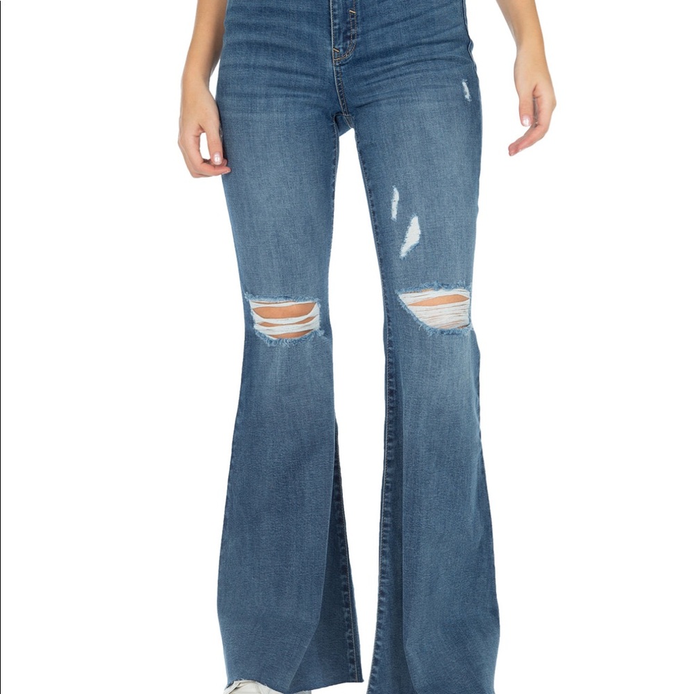 High rise bell bottom jeans! Extreme flare!
